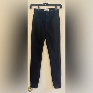 Frame skinny high rise black denim jean (sz 24)